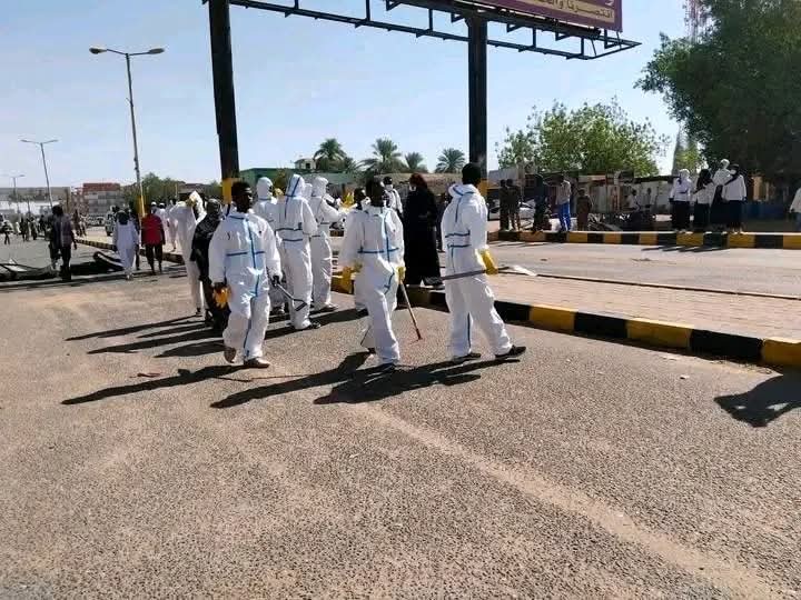 استعدادًا للخريف.. حملات نظافة ورش للمستنقعات والمصارف بالكلاكلة جنوب الخرطوم